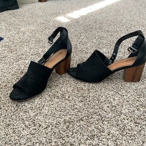 Black Suede Heel - side 10